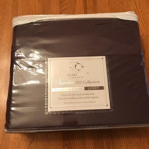 NWOT Clara Clark Deluxe Sheet Set